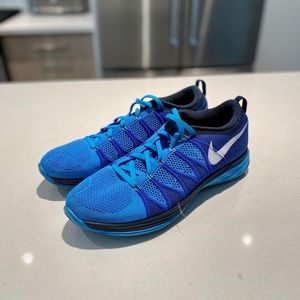 Nike Flyknit Lunar 2